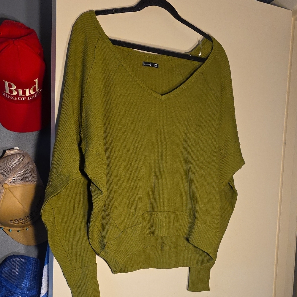 Sive Olive Green Waffle Knit V-Neck Top